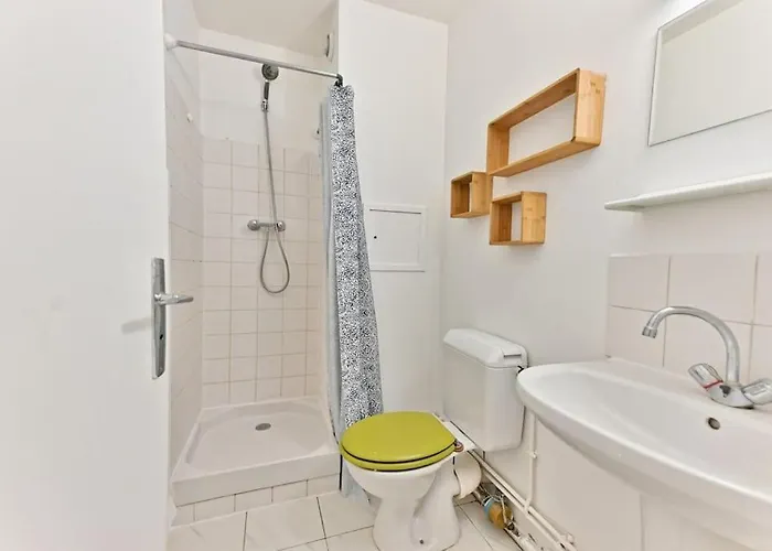 Proche Mairie 10eme Arrondissement Apartment Paris
